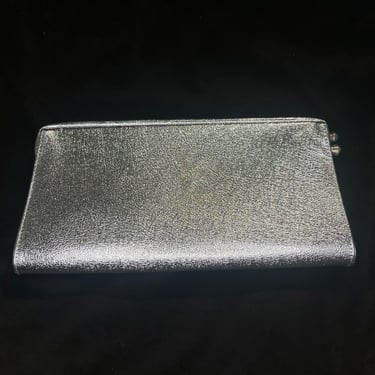 50's-60's Vintage Clutch With Side Kisslock Clasp