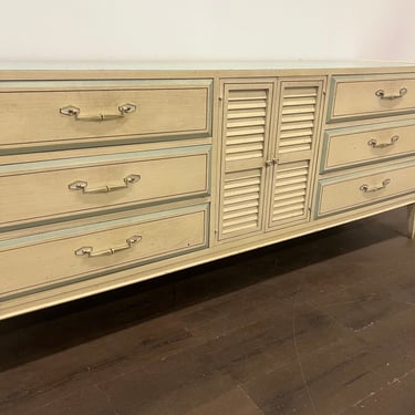 CUSTOMIZABLE: Transitional Basic-Witz Dresser 