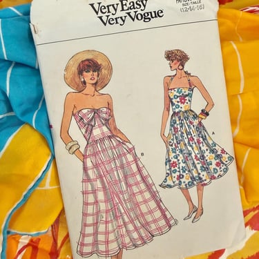 Vintage Sewing Pattern, Vogue 9574, Sun Dresses, Halter, Strapless, All Pieces Complete with Instructions, Very Easy 