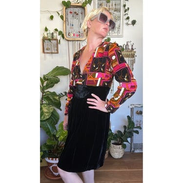 60s Long Sleeve Velvet Mini Dress 1960s Dresses Hippie Clothing Mod Clothes Go Go Dancer 