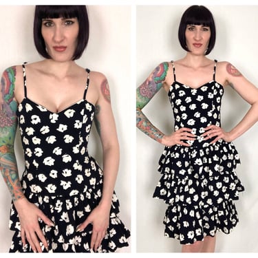 Vintage 1980's Navy Blue and White Floral Print Cotton Sweetheart Neckline Ruffled Party Dress - size Small Medium 