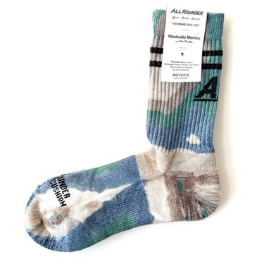 ROTOTO ALL ROUNDER MERINO CREW SOCKS IN GREEN SIZE SMALL