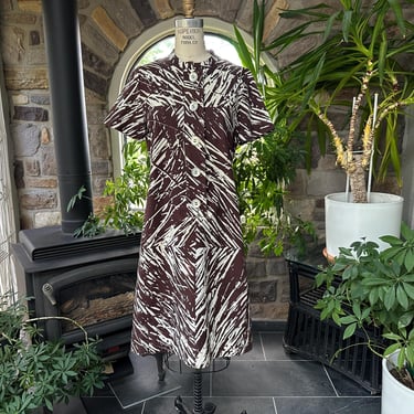 Vintage 1970s Brown and White Abstract Cotton Dress 