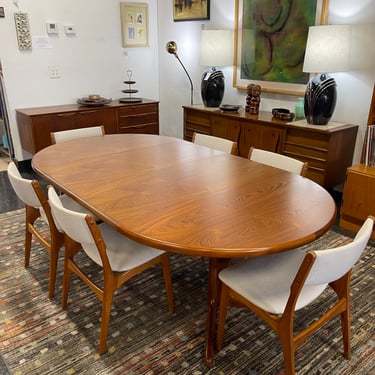 Mid Century Danish Teak Expandable Two Leaf Dining Table with Pedestal Base by Skovby Møbelfabrik, c. 1970s