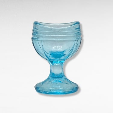 Uranium Glow Blue Vaseline Style Glass Raised Rib Eye Wash Cup - Vintage, Depression Style Glass, Retro Home Decor, Bathroom Decor, Glow Art 