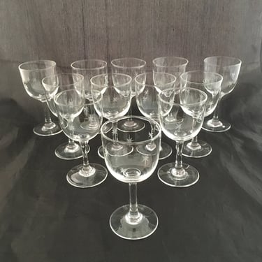 Set of 2 Vintage Mid Century Modern Star Etched Cordial Amaro Glasses, Atomic Stardust 