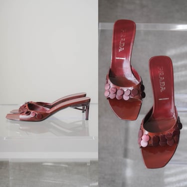 Vintage PRADA 2000 SS Archival Lux Taffetas Amaranto Disc Logo Patent Kitten Heel Mules | Made in Italy | Size 40 | Y2K 2000s Designer Shoes 