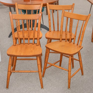 Athol Furniture Oak Drop Leaf Table and Chairs Set