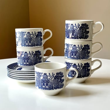 Vintage Churchill Blue Willow Pattern Tea Cup and Saucer Set (Made in England) 