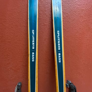 SplitKein Bass 206cm skis, Dark Bamboo Poles, Unique Antique Refurbished Ski Wall Art Set, Decoration skis, Old fashioned skis 