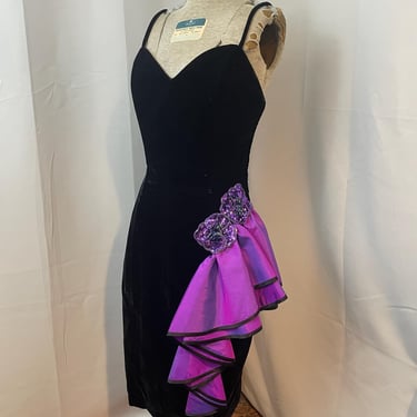 Black Velvet Cocktail Dress Huge Purple Satin Ruffle Sequins 1980s Vintage 10 M 