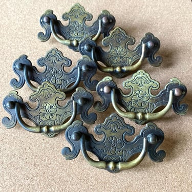 Set of 6 antique cast brass metal chippendale, colonial, or victorian revival style~ Dresser Hardware~Drawer Pulls, 3” on center~ Bail back 