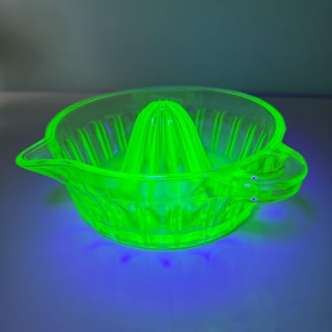 Vintage 1930's Uranium Glass Juice Reamer, Large, Glows in Blacklight 