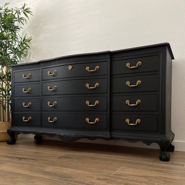 Vintage Chippendale Style Dresser Credenza by Drexel Heritage *Local Pick Up Only 