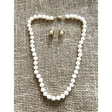 1950s Vintage Womens Cultured Pearl Necklace + Pierced Gold & Pearl Earrings 