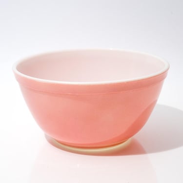 Vintage Pyrex, Pink, 402, Mixing Bowl, 1.5 qt, 1950s 