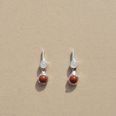 Soror Earrings in Jasper and Chalcedony