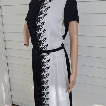 Midcentury Black White Embroidered Floral Dress 50s 60s Vintage Lynbrook 38 Bust 