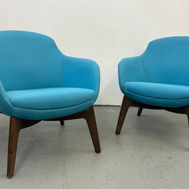 ISA Fluid Lounge Chair