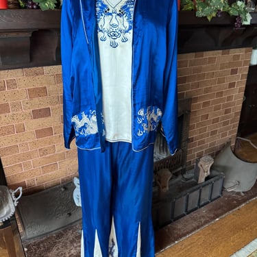 Vintage 1930s Chinese Embroidered Silk Beach Pajamas 3 Piece Palazzo Pants Loungewear Set - M/L 