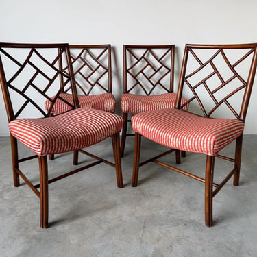 1960s English Georgian Chinese Chippendale Style Mahogany Cockpen Dining Chairs – Set of 4 