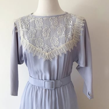 vintage dress lace dress sun dress shift dress a line dress pastel purple blue 80s retro style Made in USA size S/M 