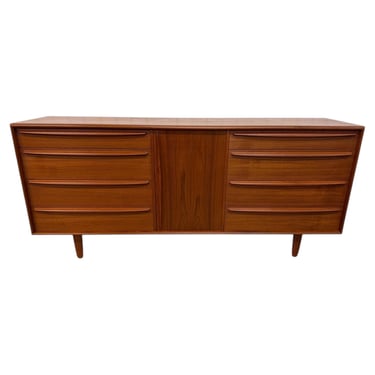Mid-Century Danish Modern Teak 9-Drawer Dresser - Refinished! 