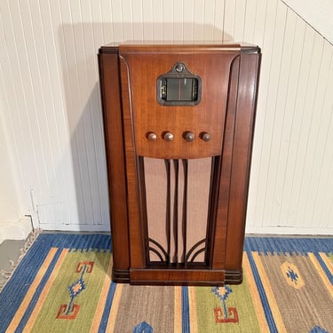 1936 Airline Movie Dial Radio: AM Shortwave MP3/Bluetooth Console Radio, Full Elec Restoration.  Pickup, PNW Delivery, U-Ship 