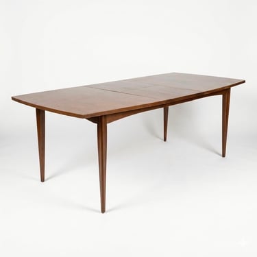 Broyhill Premier Vintage Mid Century Modern Walnut Dining Table with 2 Leafs c. 1960s 
