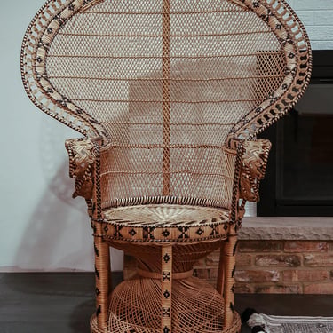 Vintage Emmanuel Peacock Chair( weather proof) Excellent Condition! 