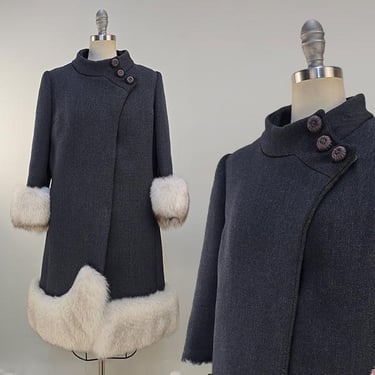1960s Fur Trimmed Princess Coat  / Fox Fur / Size Medium M/L 