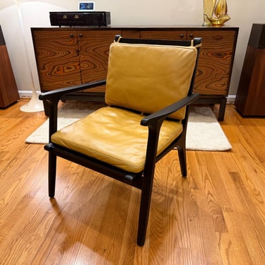 2 Avail Stellar Works Ren “Small Lounge Chair” Armchair Black Oak and Mustard Leather 