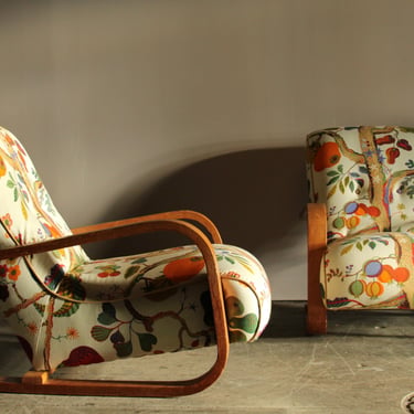 Pair of Cantilever "Tank" Chairs by Bowman Brothers, 1930s