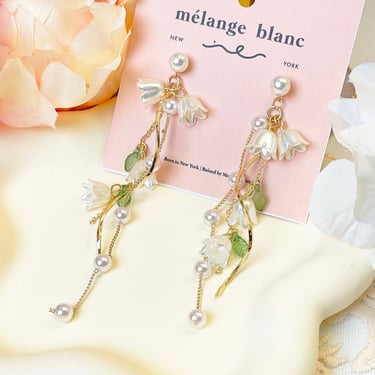 E147 lily of the valley dangle earrings, flower dangle earrings, flower earrings, wedding earrings, dangle earrings, lily flower earrings 