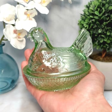 Green Vaseline Uranium Style Glass Hen on Nest Chicken Candy Dish - Vintage, Depression Style Glass, Retro Kitchen Decor, Orange Glow, Bowl 