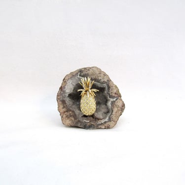 Vintage Carolee Rhinestone Pineapple Pin Welcome Hospitality High Sparkle Brooch 