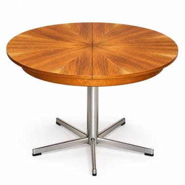 Round extendabledining table by EMU,Italy,1960s 