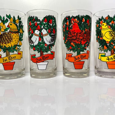 Vintage 1970s 12 Days of Christmas Highball Tumbler Glasses 
