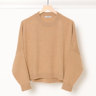 Iconic Sweater Camel