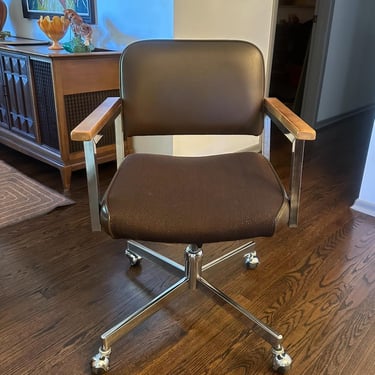 Vintage 1970s Rolling Office Chair 