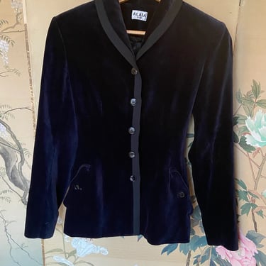 documented AW 1989 Ala&iuml;a blazer, navy velvet and black gros grain ribbon, side buttoned pockets 