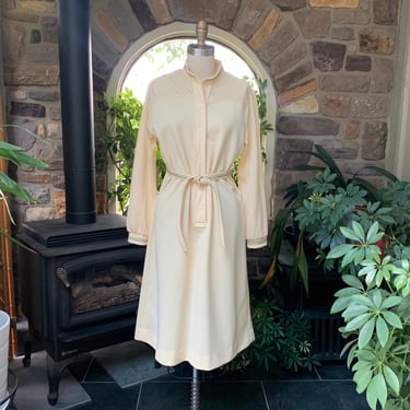 Vintage 1970s Ivory Double Knit Shirt Dress Flower Trim Neck Sash Belt Lady Blair, Carol Brady Dress 