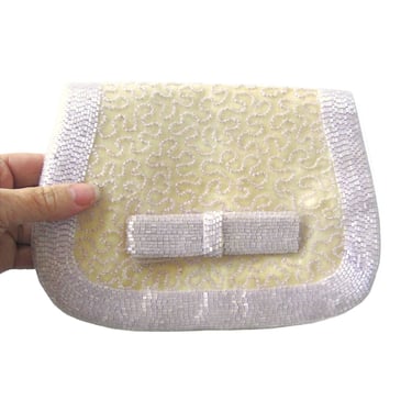 Vintage Heavily Beaded Ivory Clutch Purse / Beaded Bow / Mid Century Style / Evening Bag / Wedding Bride Bag / Prom Purse / Made in Belgium 