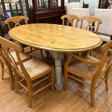 Oval Farm Dining Table & Set of 6 PB Dining Chairs