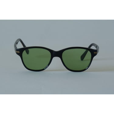 Vintage Italy Green Lens Sunglasses Black Frame Classic Round 80s, Unisex 