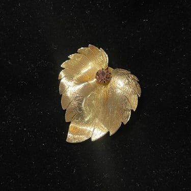 Vintage Gold Leaf Scarf Clip