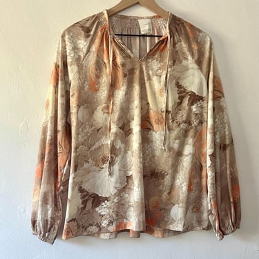 70s plus size tie-front peasant blouse / plus size 1970s hippy floral top / flowy vintage 70s shirt / boho vintage size 22 size 24 size 26 