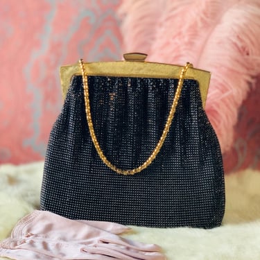 1960s WHITING & DAVIS Black Mesh Metal Bag / Vintage Glam Evening Purse / Gold Tone / Deco Vibes / Timeless Elegance / Designer 