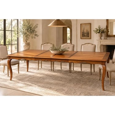 Ethan Allen Maison Collection Dining Table With 2 Leaves 
