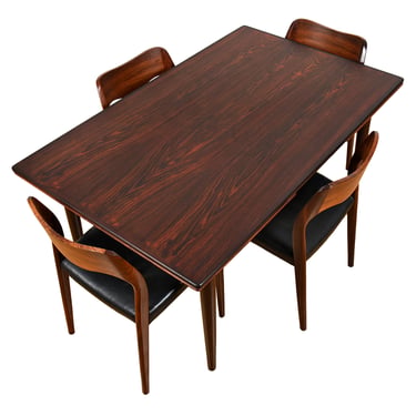 Mid-Sized Omann Junn Danish Modern Rosewood Expanding Dining Table